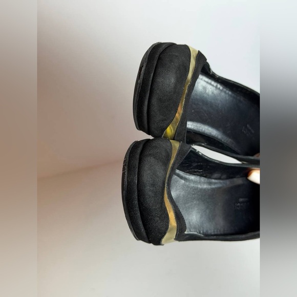 Gucci Black Suede Heels w Gold Metallic Inlay Size 36 - Picture 5 of 13